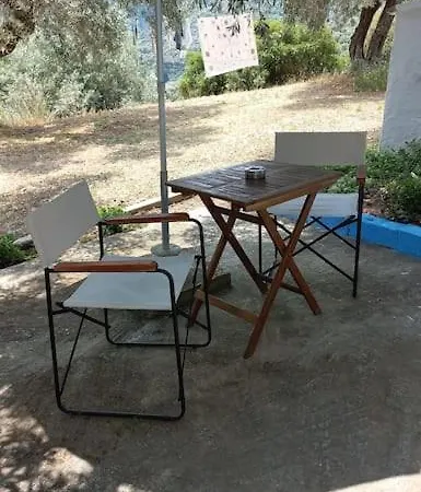 με ησυχία και θέα Skopelos Town